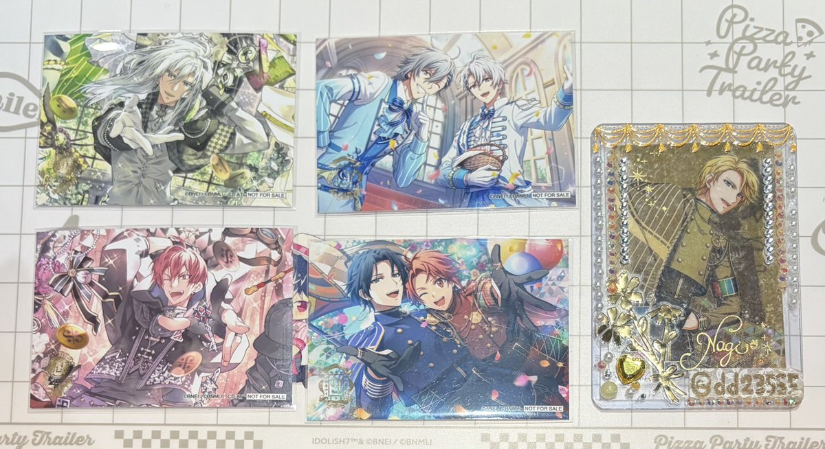 dd23555's tweet photo. 【交換】アイドリッシュセブン アイナナ 10th アソビストア 特典 ブロマイド 10周年

譲)一織 楽 MEZZO" 千 フラウェ トウマ TRIGGER トウマ 三月 巳波 ŹOOĻ 

求)(同種＞異種) ナギ 

※ピタゴラは求めておりません。

⚠️プロカ未読、既読印の異なる方にはお返事致しません。

続きます→ https://t.co/ToMJDjoave