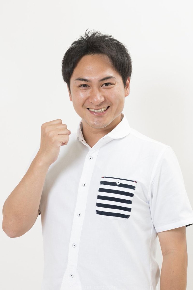 1210aabb's tweet photo. この前入ったご飯屋さんに有名人とかのサイン飾ってあって見てたら朝倉幸男のサインの隣に町田隼人のサインあったけどもしかして店員さんよくわかってない説あるのかな🤔 https://t.co/sVGawYe73e