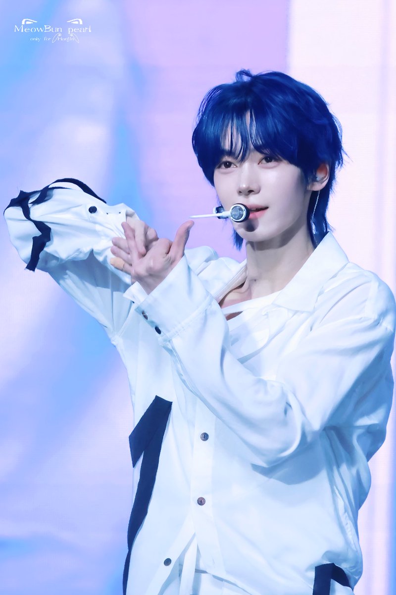 MeowBun_pearl's tweet photo. be my lover
#TWS #투어스 #247WithUs
#2026TWSTOUR 
#HANJIN #ハンジン #韩振 https://t.co/HOkjnkIiy2