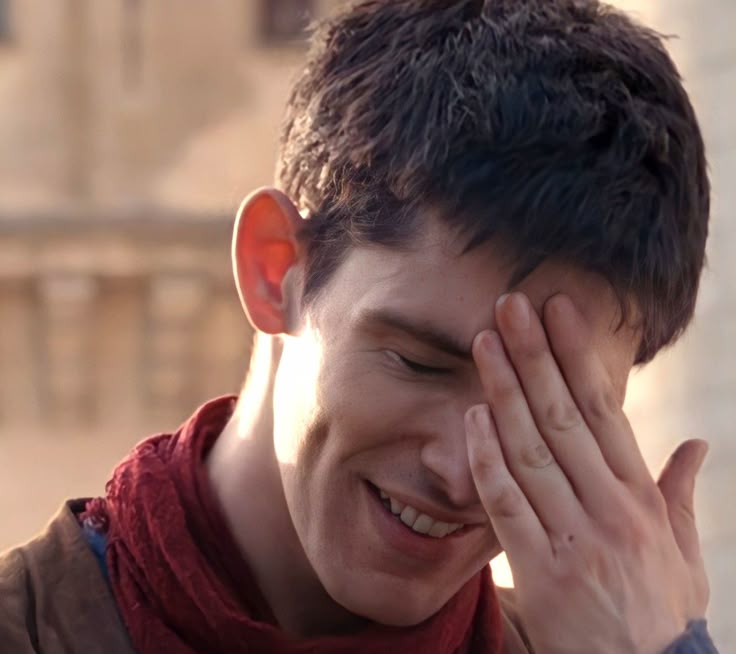 boohugsmonster's tweet photo. #merlin #merthur
Прости, что Прости, что
избил. оскорбил,
Я просто я просто
тактильный. флиртовал. https://t.co/DGu3Vc4A3P