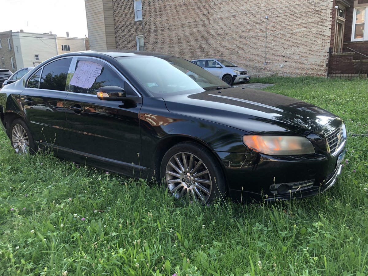 JayMoneyHung's tweet photo. $1850 07 Volvo s80 Chicago 📍Il LOCATION 182k miles clean title  Hit in Back https://t.co/GtOdLHnndQ