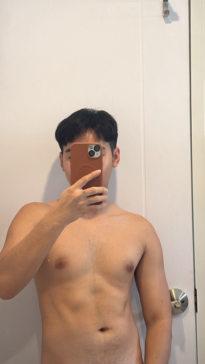 iamthevicious's tweet photo. So lazy 😴 https://t.co/lFFFdlO0KW