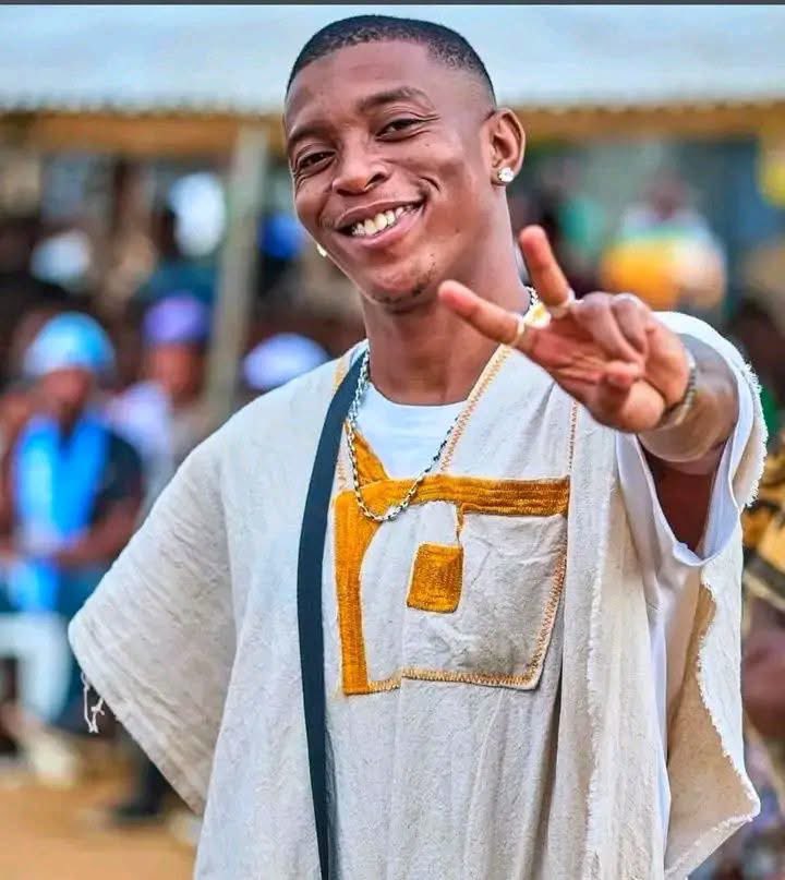 Chroniques225's tweet photo. • Zigui en liberté provisoire. 

Sur ordonnance de la Coup d’Appel d’Abidjan, l’activiste Ibrahim Zigui a été mis en liberté provisoire. 

Son avocat, Me Dadje Rodrigue, a tenu à remercier les autorités et la justice pour leur clémence. https://t.co/GzAHnbdEX7