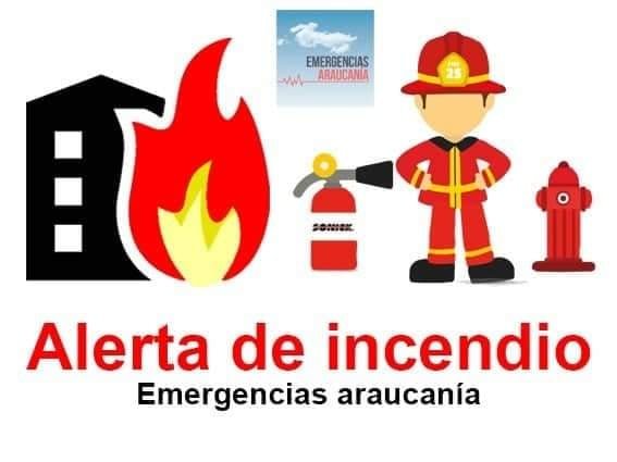 VasquezHerargem's tweet photo. Cuerpo de Bomberos de #Cunco 🚒B-1 y 🚒B-2 proceden 🔟-0️⃣-1️⃣ incendio estructural, a un Costado de Supermercado Hessis https://t.co/TtUBcPnzTS