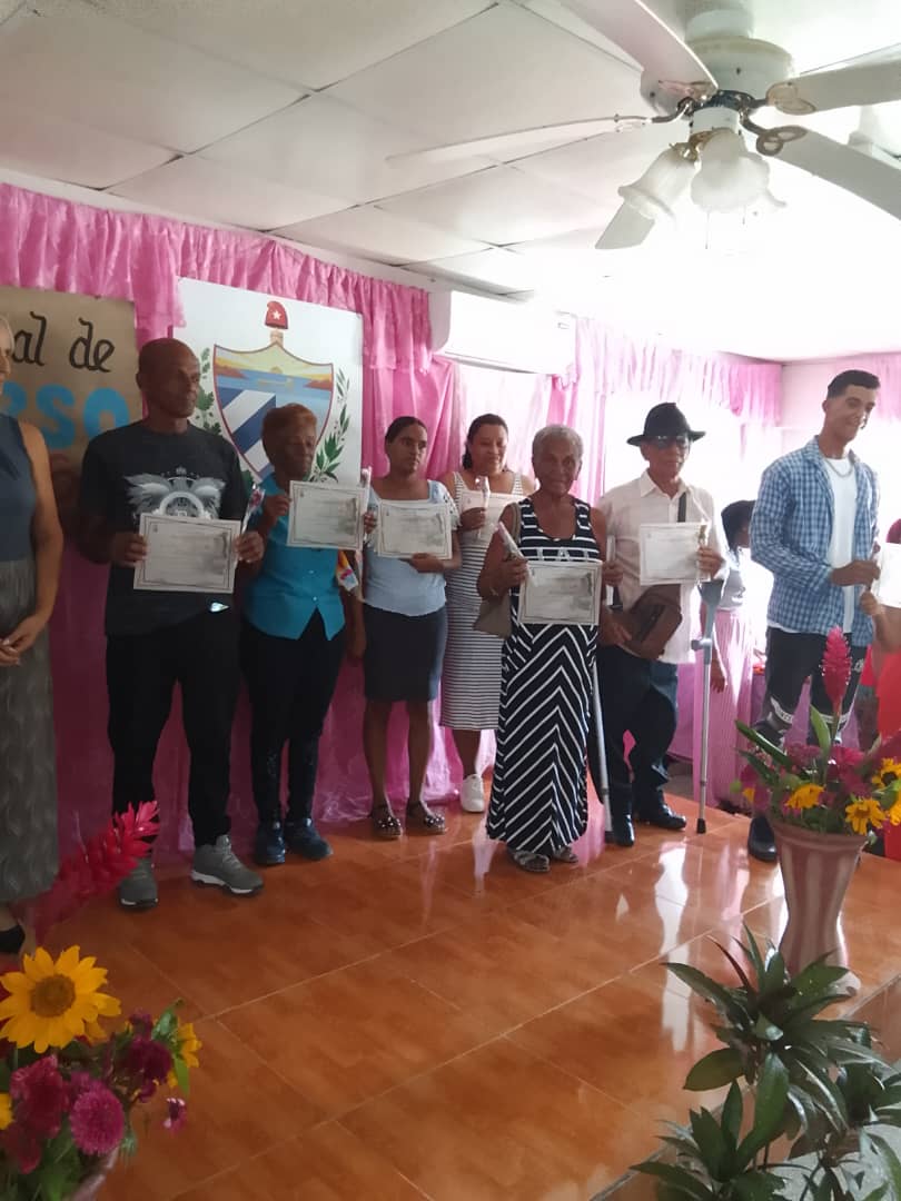 RadioGuantanamo's tweet photo. Con varios aciertos y muchos retos, el sector educacional en el municipio guantanamero de San Antonio del Sur desarrolló el acto de fin de curso escolar https://t.co/6xHA0iz9Pn (Audio) #Cuba #CubaEduca #Guantánamo https://t.co/CIB1eLt4Vd