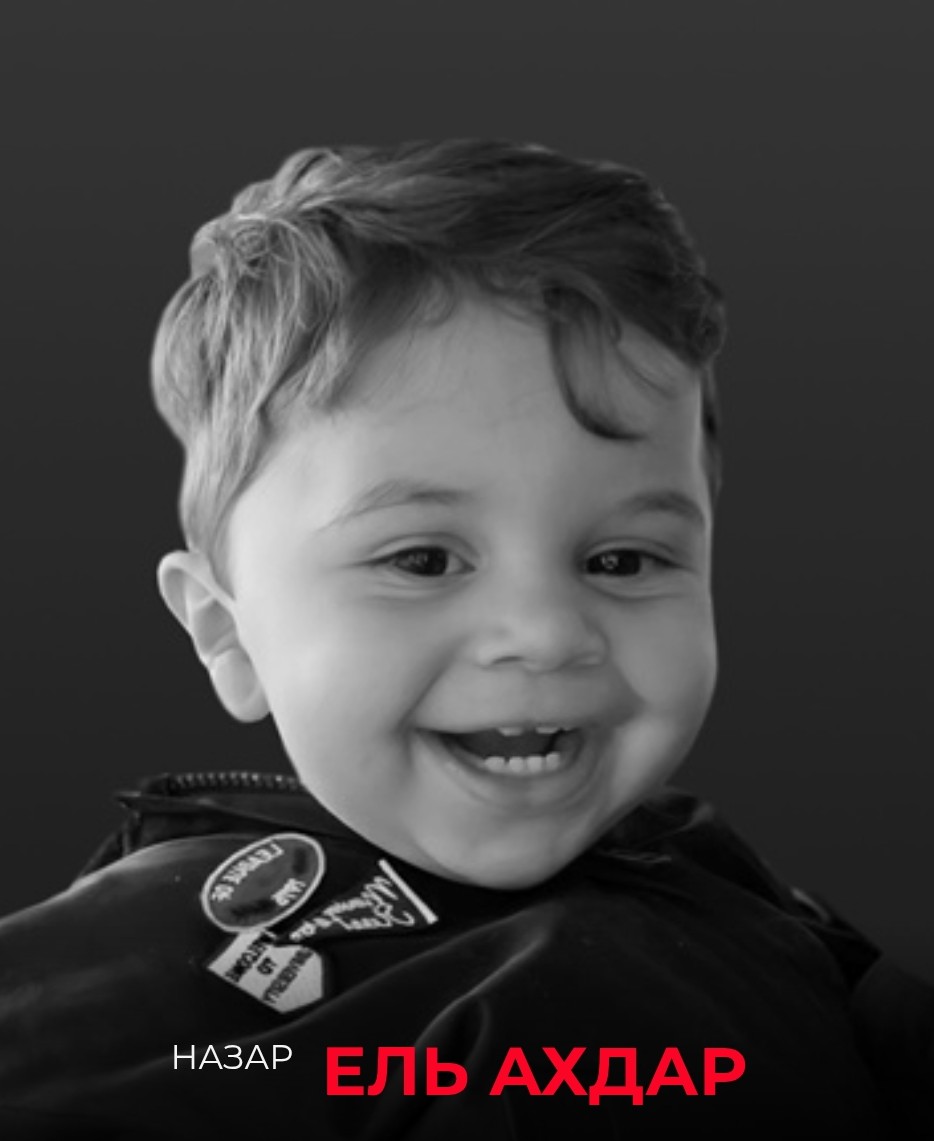 DakdaR22's tweet photo. This little boy was only one year old🙈
Nazar died in Ternopil on November 19, 2025💔
 During russian attack on a residential neighborhood, Russians killed the boy's mother, Maria, and his older sister, Kamila.

innocent civilians die every day. I want to scream.!!
...time cannot be turned back🙈.

russia should have been stopped a long time ago,
Wake up, European leaders!!