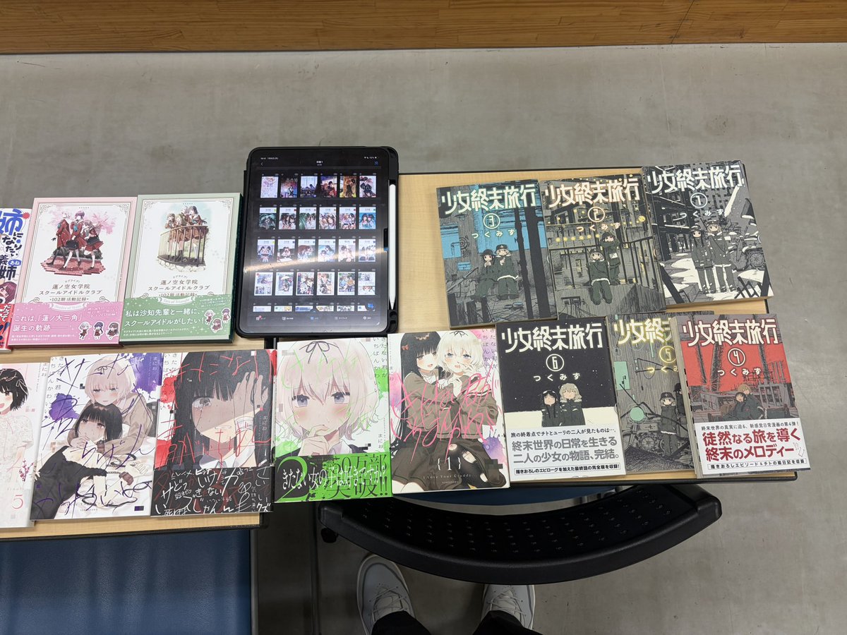 Tohoku_glcircle's tweet photo. 本日は読書会を行いました！
先日の百合の日セールで百合姫を大量に購読した会員がおり、驚きました🫪 https://t.co/8o3uT4wo3G