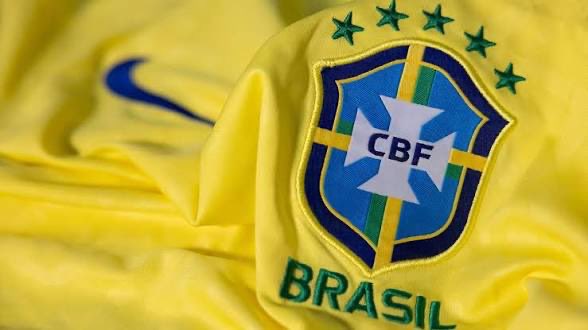BrazilTeamWJohn's tweet photo. 🚨 BRAZIL 2030 TALENT POOL 🇧🇷

Brazil may have just been knocked out of the 2026 World Cup, but fans should not worry about the future.

(Ages as of June 1, 2030)

⭐ Endrick — 23 (ST, Real Madrid)
⭐ Vinícius Jr. — 29 (LW, Real Madrid)
⭐ Estêvão — 23 (RW, Chelsea)
⭐ Bruno Guimarães — 32 (CM,Newcastle)
⭐ Andrey Santos — 26 (CM, Chelsea)
⭐ Lucas Beraldo — 26 (CB/DM, PSG)
⭐ Kaiki Bruno — 27 (LB, Como)
⭐ Gabriel Magalhães — 32 (CB, Arsenal)
⭐ Murillo — 27 (CB, Nottingham Forest)
⭐ Éder Militão — 32 (CB/RB, Real Madrid)
⭐ Luiz Júnior — 29 (GK, Villarreal)

⭐ Matheus Cunha — 31 (ST, Man United)
⭐ Rodrygo — 29 (LW/RW, Real Madrid)
⭐ Rayan — 23 (RW/ST, Bournemouth)
⭐ Breno Bidon — 25 (CM, Corinthians)
⭐ Ederson — 30 (CM, Man United)
⭐ Juba — 30 (LB/LW, Bahia)
⭐ Bremer — 33 (CB, Juventus)
⭐ Vitor Reis — 24 (CB/RB, Man City)

⭐ João Pedro — 28 (ST, Chelsea)
⭐ Igor Thiago — 29 (ST, Brentford)
⭐ Gabriel Martinelli — 29 (LW, Arsenal)
⭐ Gabriel Moscardo — 24 (DM, PSG)
⭐ João Gomes — 29 (CM/DM, Wolves)
⭐ Luiz Henrique — 29 (RW, Zenit)
⭐ Alexsandro Ribeiro — 30 (CB/LB, Lille)
⭐ Caio Henrique — 32 (LB, Monaco)
⭐ Marquinhos — 36 (CB, PSG)
⭐ Wesley França — 26 (RB, Roma)

⭐ Igor Jesus — 29 (ST, Nottingham Forest)
⭐ Eduardo Conceição — 22 (W,Palmeiras)
⭐ Gabriel Sara — 31 (CM, Galatasaray)
⭐ André — 28 (DM/CM, Wolves)
⭐ Lucas Paquetá — 32 (CM, Flamengo)
⭐ Carlos Augusto — 31 (LB/CB, Inter)
⭐ Roger Ibañez — 31 (CB, Al Ahli)
⭐ Guga — 31 (RB, Fluminense)
⭐ Hugo Souza — 31 (GK, Corinthians)
⭐ Bento — 31 (GK, Al Nassr)

⭐ Vitor Roque — 25 (ST, Palmeiras)
⭐ David Neres — 33 (RW/LW, Napoli)
⭐ Savinho — 26 (RW/LW, Man City)
⭐ Antony — 30 (RW, Manchester United)
⭐ Victor — 26 (GK, Nottingham Forest)

🧤 Goalkeepers: 4

🛡️ Defenders: 15

⚙️ Midfielders: 10

⚡ Attackers: 15

📈 Total Players: 44

For most nations, this is a golden generation.

For Brazil, it’s just the next one. 🇧🇷🔥

The Seleção will never run out of talent.