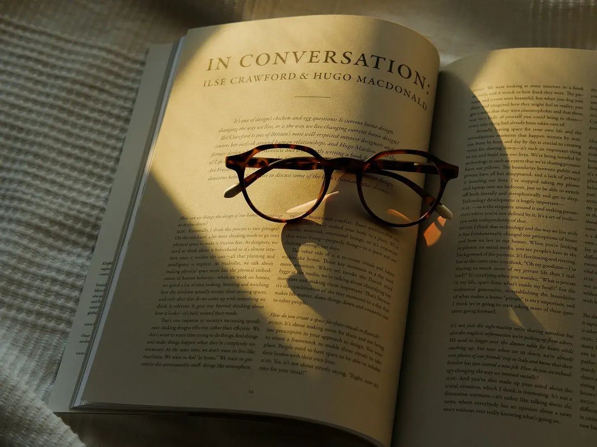 GoodRichesBooks's tweet photo. Books start conversations.

Conversations change people.

That's one of the ideas behind GoodRiches Books—and the subject of my latest essay.

https://t.co/LutJOVVPPB 

#CuriosityConversationCommunity #ReadMore #Indianapolis #GoodRichesBooks https://t.co/wGIGfeVZng
