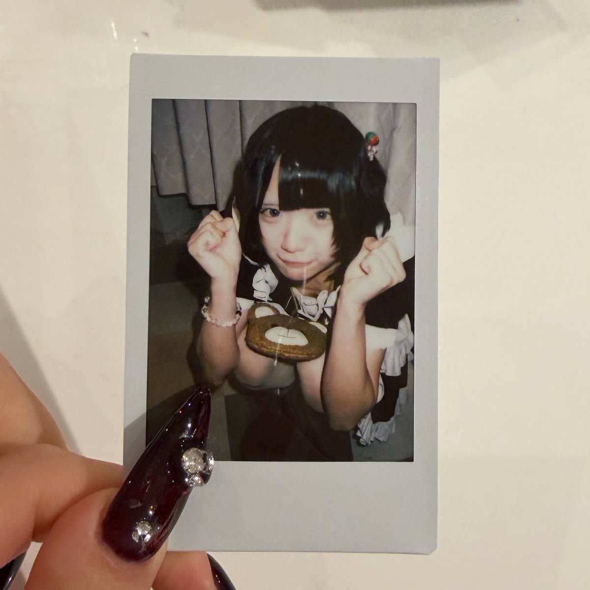miichanuarare's tweet photo. 広島帰りのあられっち‼️
このオムライスはあられのごはんなり
チェキいちご&amp;くまで森ガールだね🍓😻⬅️❓ https://t.co/vrURVZdsug