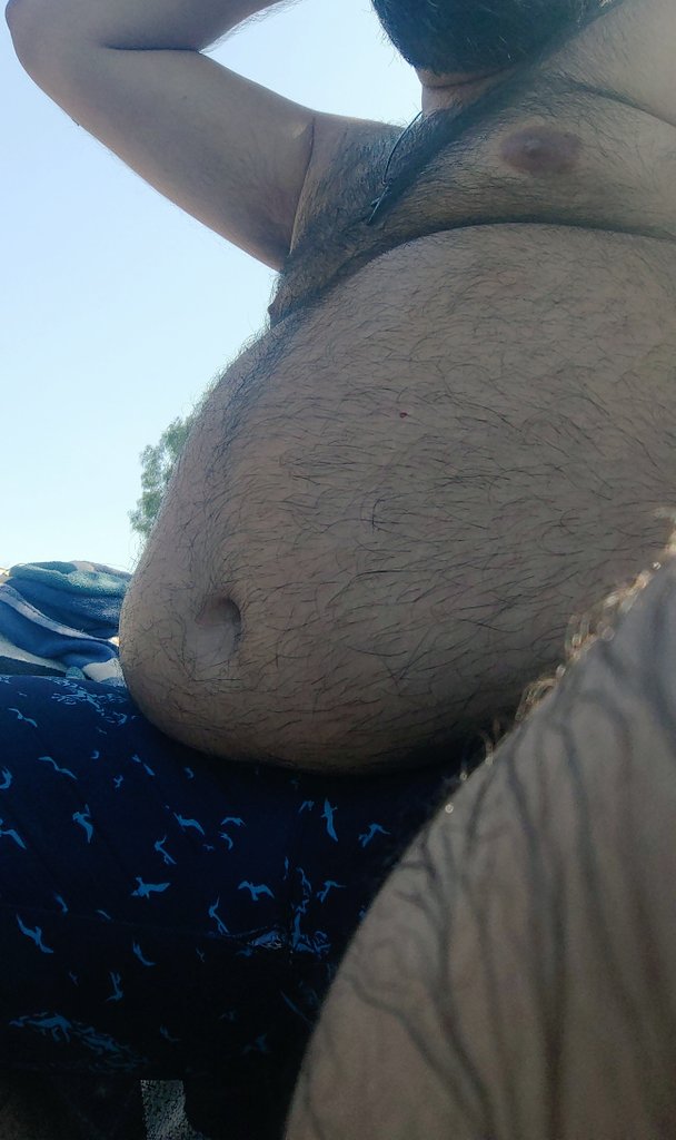 orexatos30's tweet photo. #Summer_body 
#hairy
#beary
#bear
#bi
#greek_hairy_male
#summertime 
#beach https://t.co/sKBNdqNTXN
