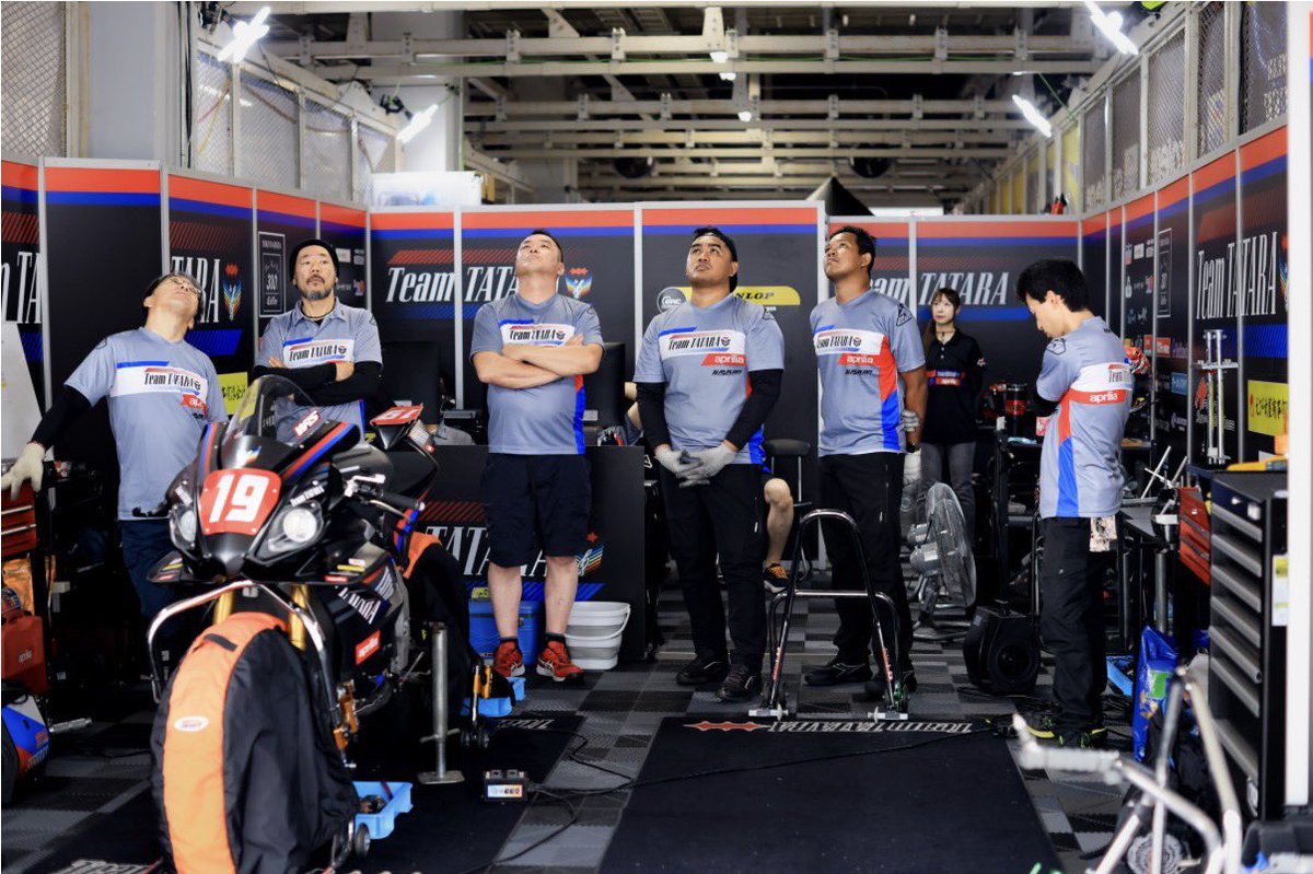 TeamTATARA's tweet photo. 2026 FIM世界耐久選手権 第3戦“コカ･コーラ“鈴鹿8時間耐久ロードレース 第47回大会が終わり、鈴鹿を離れました。
波乱に満ちた決勝日。チーム全員で力を出し切り戦いました。
明日改めてお伝えします。
応援してくださったみなさん、本当に本当にありがとうございました。
#鈴鹿8耐 https://t.co/8AELQQE98E