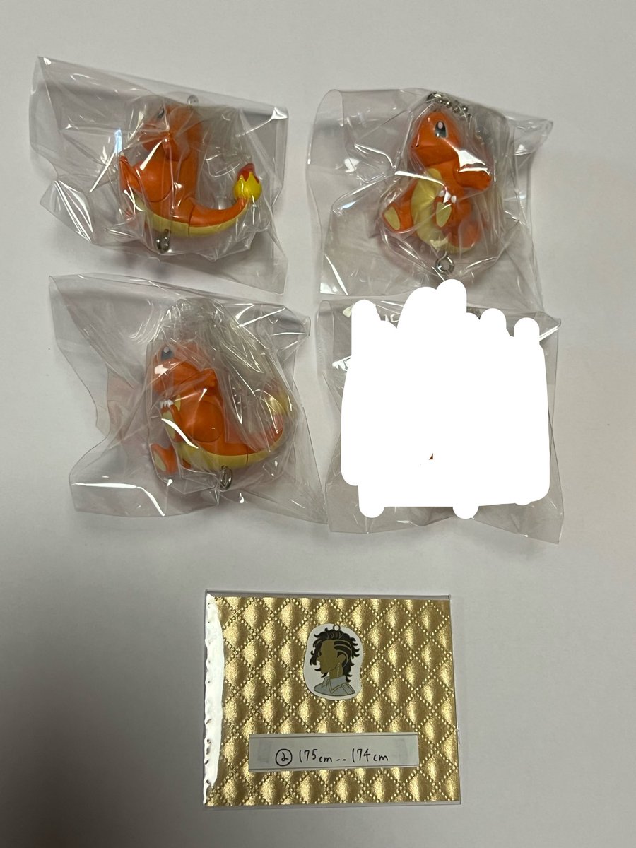175cm__174cm's tweet photo. ≪ 交換 ≫
ポケモン
ガチャ
つまんでつなげてマスコット 15

キーホルダー

出)
ヒトカゲ (ボールチェーン)

求)
リザードン (カニカン＞ボールチェーン)
カビゴン (カニカン＞ボールチェーン)

・郵送
・カビゴンはリザードンと同時のお取引き時にのみ希望 https://t.co/SRmh7yNUyO