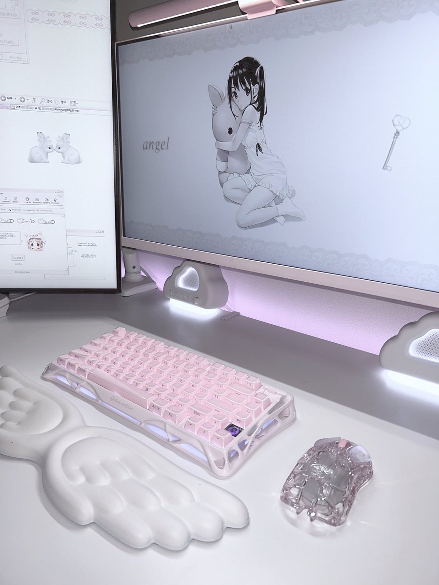 cnvu_'s tweet photo. Gravastar Mercury M2 Crystal Rose 🩷

新作⟡きらきらちゅるちゅるな可愛すぎるゲーミングマウス⟡
ウェブドライバーでカラーコードを入力すると好きなライティングに変更できます⟡

7/7～7/13 Amazonプライムデーセール⟡

気になる人は 𝑨𝒎𝒂𝒛𝒐𝒏 𝑪𝒉𝒆𝒄𝒌 !

#PR #gravastar #desksetup https://t.co/qhgLSzJfrW