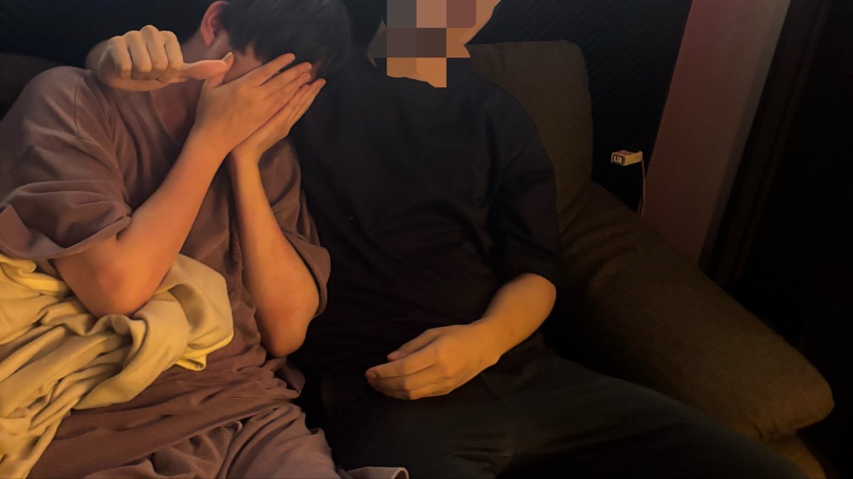 h_cha1's tweet photo. えすくんえるくん
付き合ってるんやー https://t.co/jQvzRYoOd0