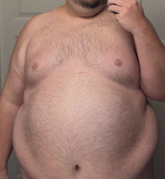 phatgayboi2's tweet photo. Sometimes I feel like I haven’t made any progress until I look back to 4 years ago… https://t.co/WvdSjAqYWP