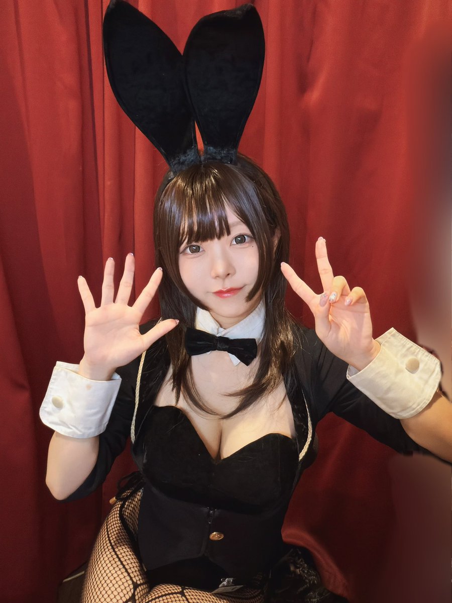 Suzu_BNP's tweet photo. このあと23:15からいます🐰

月曜日元気にしてますか？⸜(๑‘ᵕ‘๑)⸝*

#バニーガール
#秋葉原 https://t.co/yRsD6bzMLe