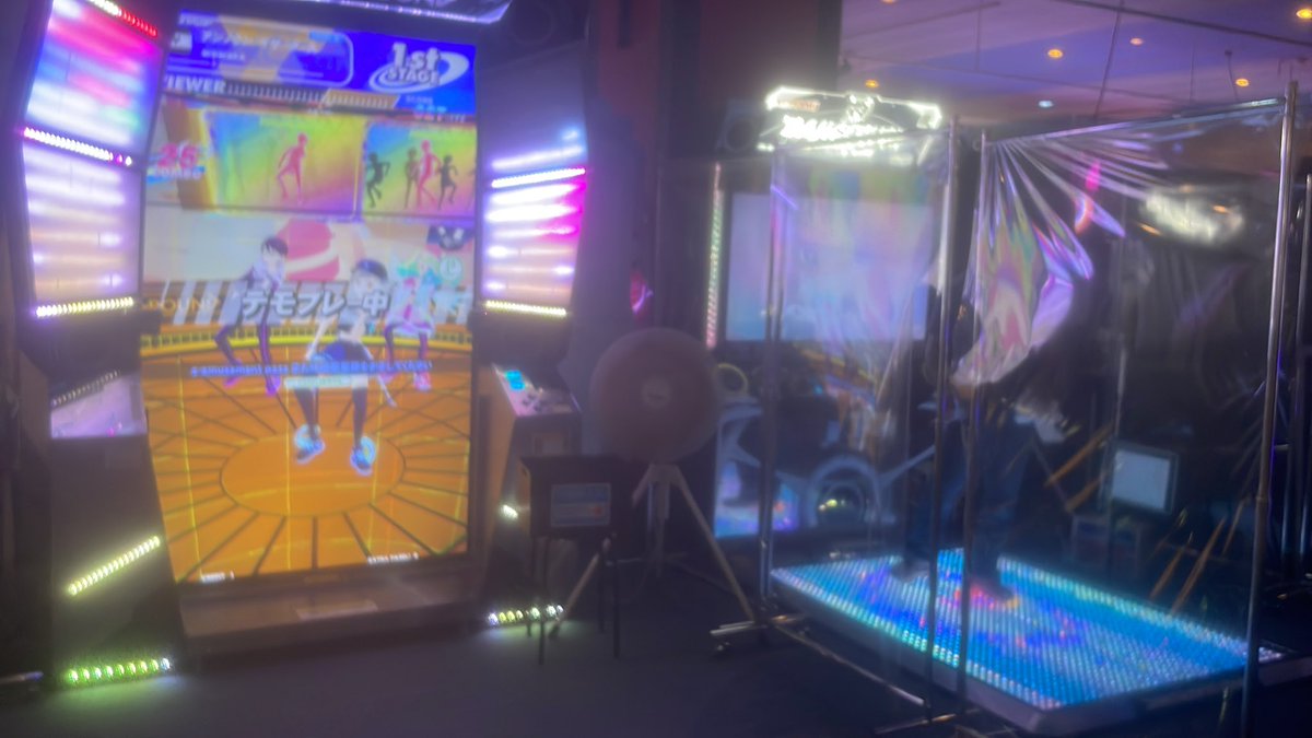 m1nt_000's tweet photo. 池ラのいい所
ボウリングカウンター前とかいう超絶晒し台
でかい扇風機常備
悪いところ
判定終わってる https://t.co/malqei82bO
