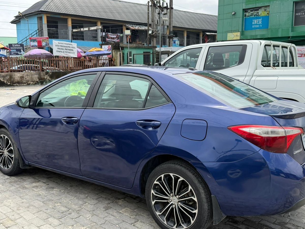 larrymurit's tweet photo. Please if you see this on your timeline kindly help retweet, I have a Nigerian decently used 2014 Toyota Corolla for sale going for 14million.(slightly negotiable) location is Ajah. Kindly help retweet. https://t.co/euwCtnUTYV