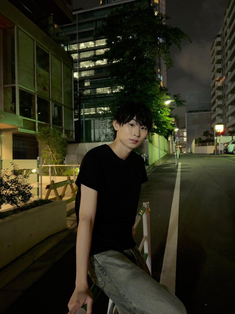 YoiN_masato's tweet photo. 本日はじんろうありがとうございました!
25分枠楽しんでもらえたかな👀
久しぶりの渋谷音楽堂さんも楽しかったね❕
みんないつもありがとうだよ🫶🏻
次回は7/8(水)五反田G6さんにて19:10~です!
みやびくん誕生日らしいよ🫢
待ってるよー!
#YoiN https://t.co/yYK1k2DfPK