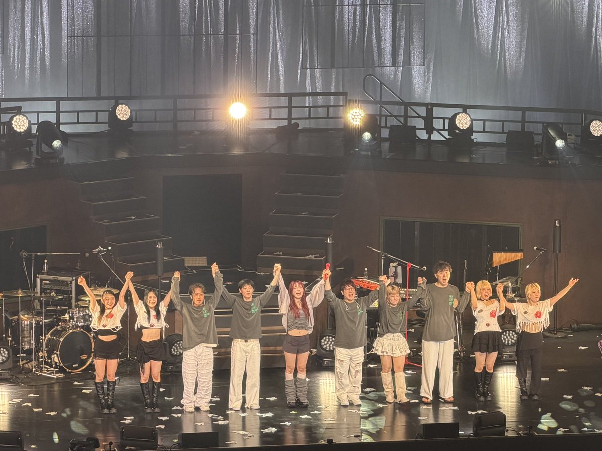 hahaha5133's tweet photo. Retireの入りは好きでライブで聞いてから毎日聴いてるくらい好き。ペチカはロックバンドのライブ来たんだっけってくらい皆カッコよくて、ピアノも素敵。他にももう書ききれないけど、ツアー参加��きて本当に良かった。
これからも生き甲斐にさせていただきます
#aina_BiSH
#アイナジエンド
#PiCNiC https://t.co/wEHj3vt35t