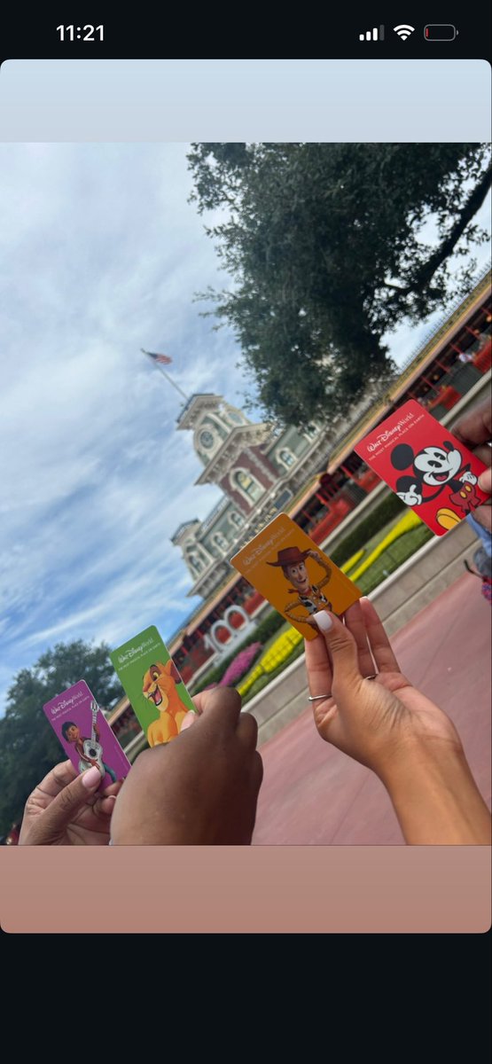 MarcilynPhilli2's tweet photo. We have to go to Disney again now that he older https://t.co/RMYkrP3Eng
