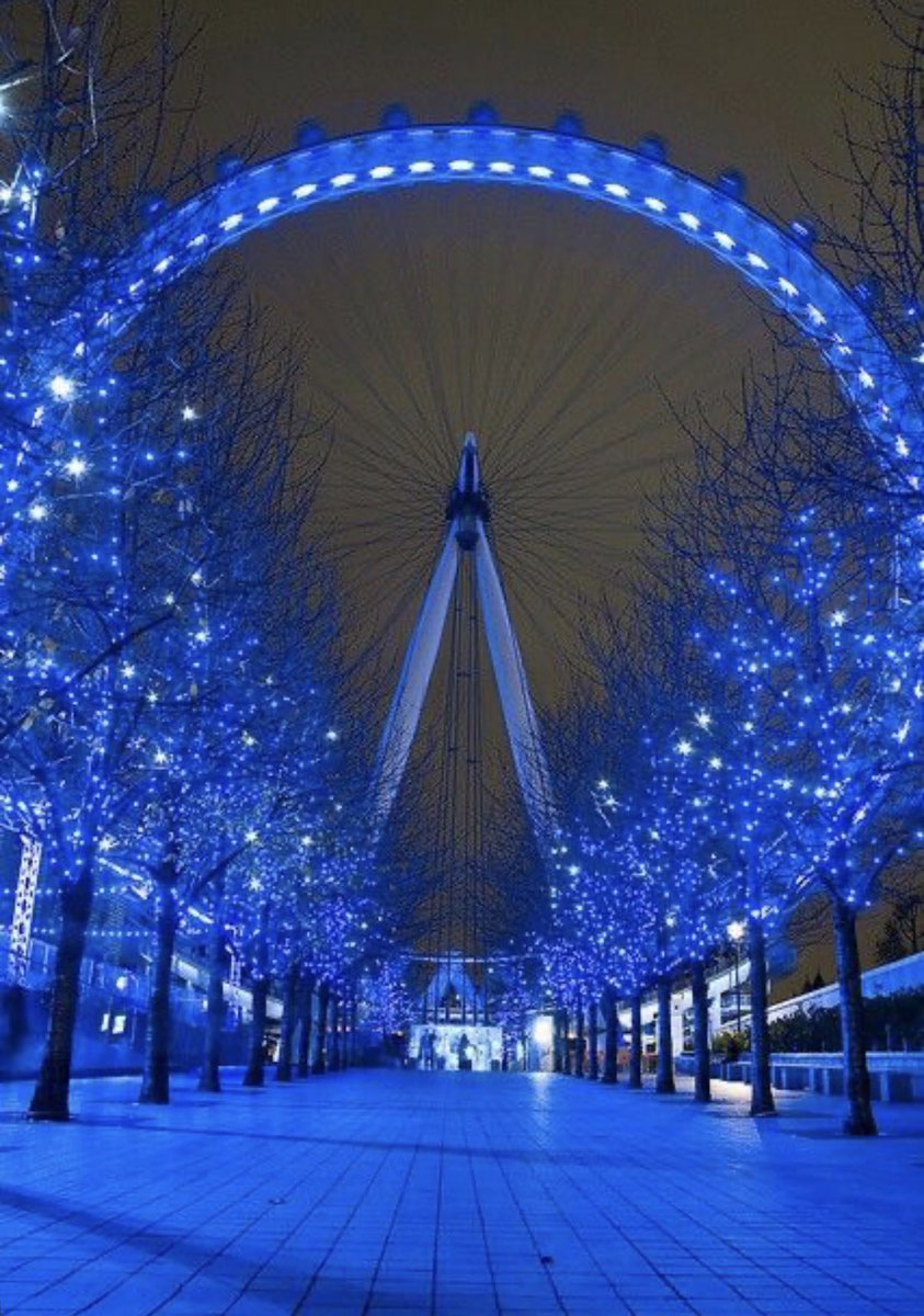 sara18sec's tweet photo. #londoneye @Londonist https://t.co/qowRtTHcgG