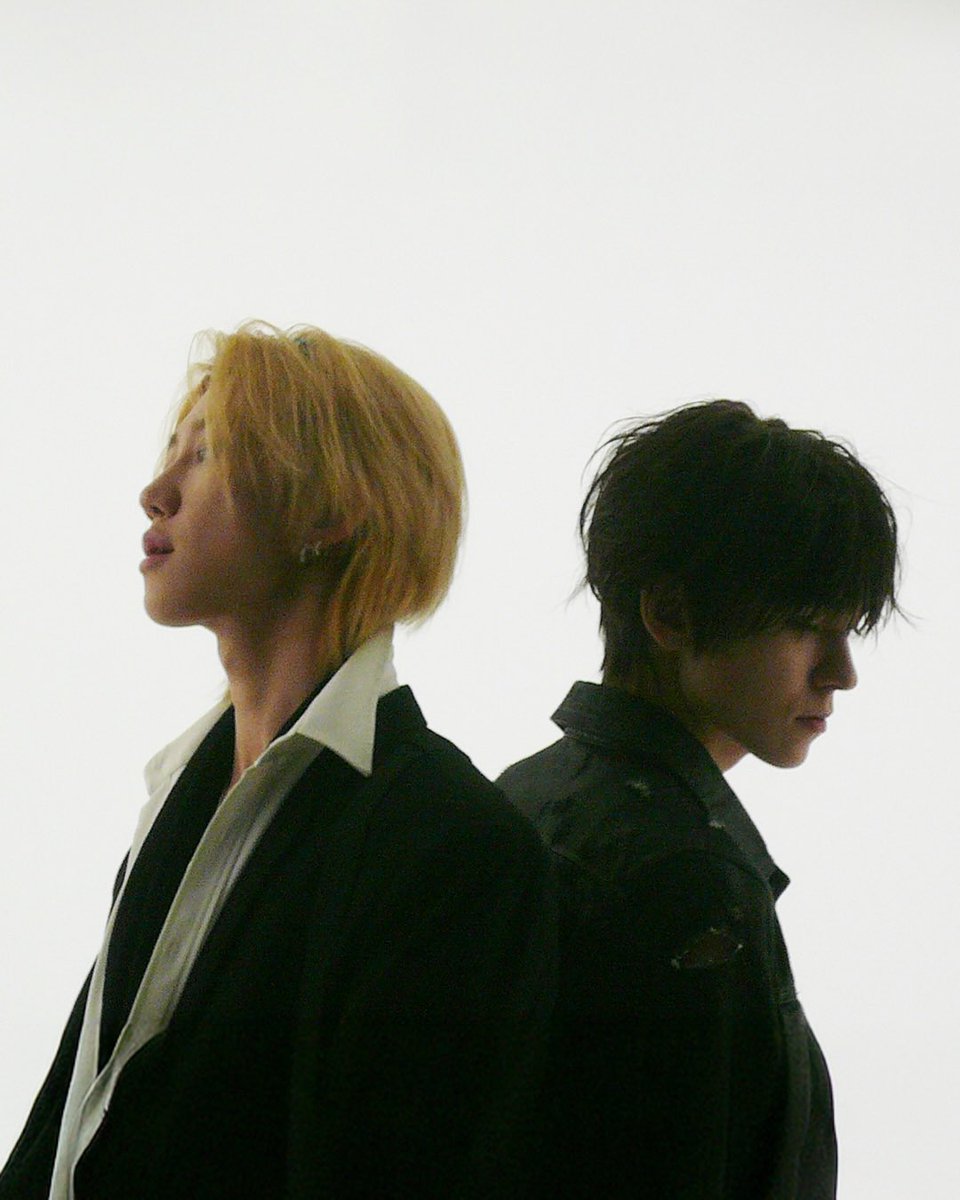 xueishaoo's tweet photo. V8; VERNON &amp; THE8 🖤 https://t.co/Jjbsfz5KDo