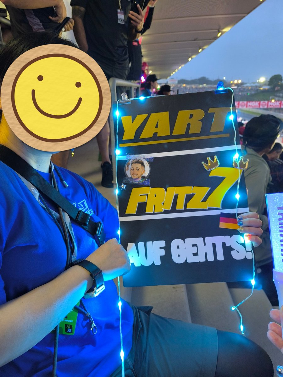 taineko25's tweet photo. 頑張って作った応援ボードに
マービン選手からの
サインを頂けたよー😆✨
しかもいいね！って👍️😆
ありがとう！Danke💙🇩🇪！

４戦目のボルドールも
日本から応援するよ！
YARTのEWCチャンピオン
２連覇を祈ります✨
鈴鹿８耐お疲れ様でした👏

@MarvinFritz7 https://t.co/mcCklqqI9q