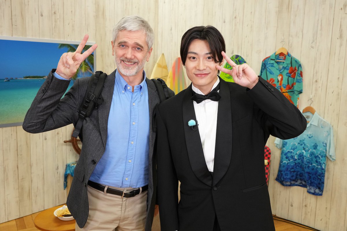 fujitoretari's tweet photo. 超特急の撮れ高足りてますか？
明日　7/7(火) 25:20～
フジテレビ（関東ローカル）放送
「クイズ！アロハならどうする？」後編
別室のアロハの元へ外国人となすなかさん乱入！どうなる！？
https://t.co/fufGMKk7rO
#超特急トレタリ #超特急 https://t.co/30Cd6o8Zfu