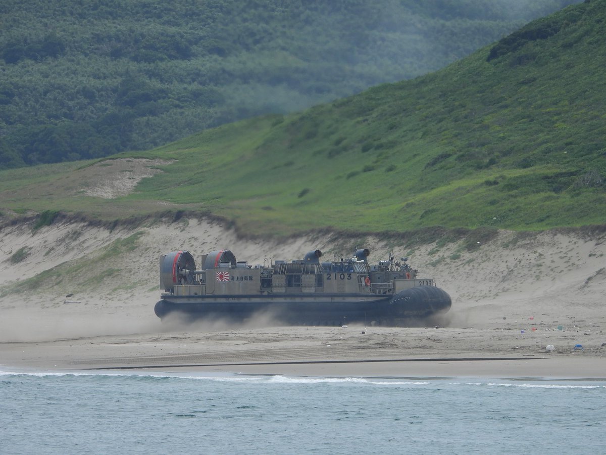 tane_rocket's tweet photo. 訓練を終え、しもきたへ戻りはじめるLCAC
#LCAC https://t.co/Jm2J8Nz66w