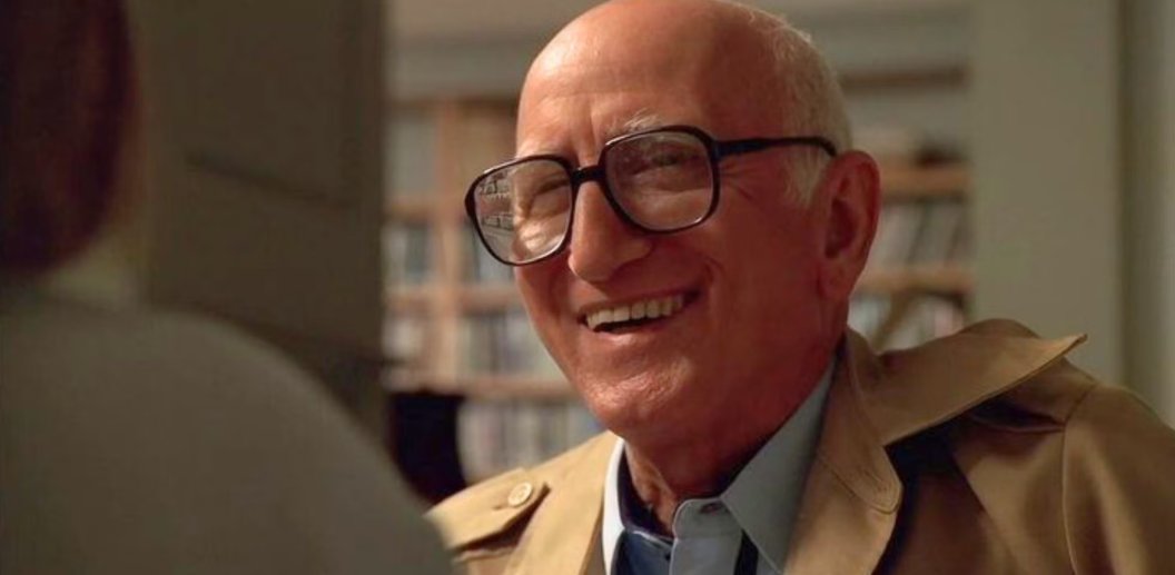 DoseOfSopranos's tweet photo. "The girls at the Bing look at me like I'm ancient. In my day they couldn't keep their hands off. Now they offer Metamucil. What a fuckin' tragedy." — Junior Soprano

#BadaBing #Junior #Sopranos https://t.co/OUbRPr9Pak