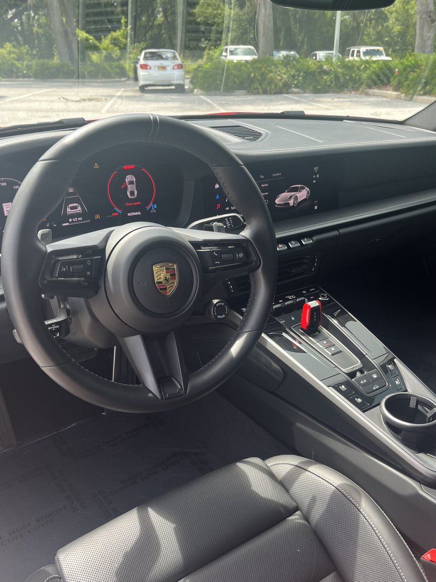 FieldsAuto's tweet photo. This #FieldsPreOwned 2025 Porsche 911 proves that true icons never stand still. Experience legendary performance and timeless design. Call (863) 816-1234. More info: https://t.co/1W9zeVFUlT Photos by Christian Cosentino. Stock VFW71262A #Porsche911 #Porsche #911 #LuxuryCars https://t.co/HCY6EUyDfZ