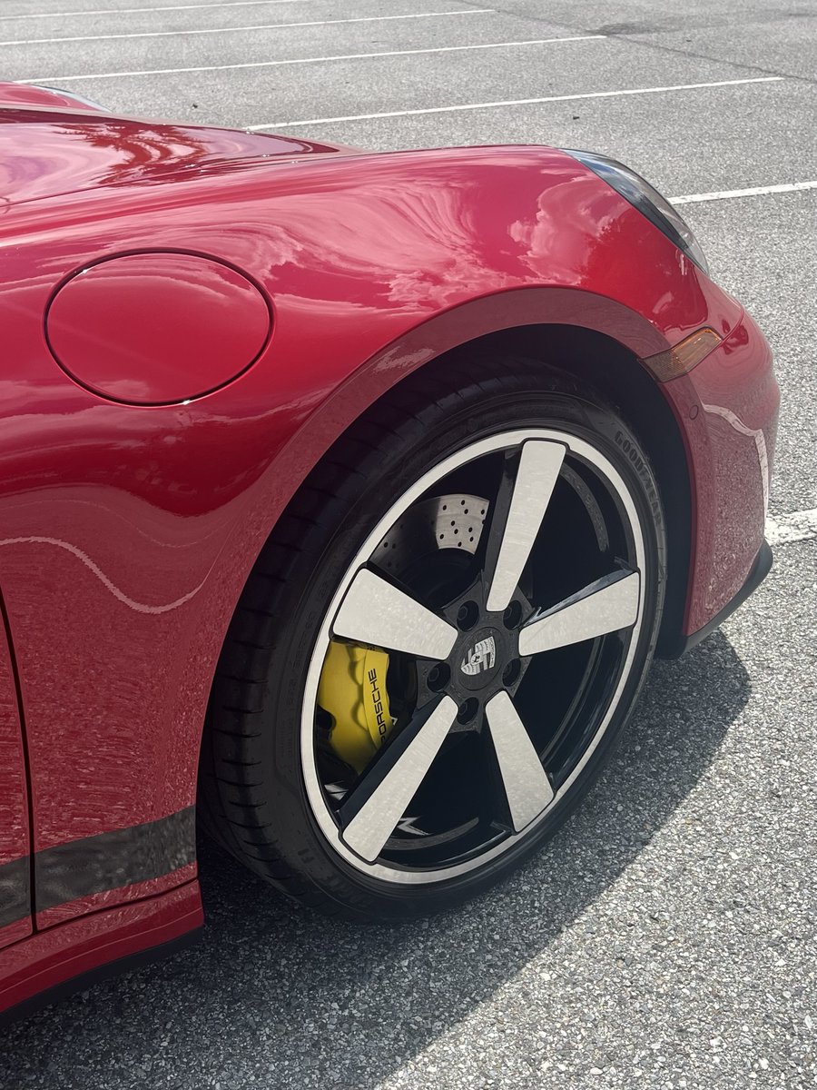 FieldsAuto's tweet photo. This #FieldsPreOwned 2025 Porsche 911 proves that true icons never stand still. Experience legendary performance and timeless design. Call (863) 816-1234. More info: https://t.co/1W9zeVFUlT Photos by Christian Cosentino. Stock VFW71262A #Porsche911 #Porsche #911 #LuxuryCars https://t.co/HCY6EUyDfZ