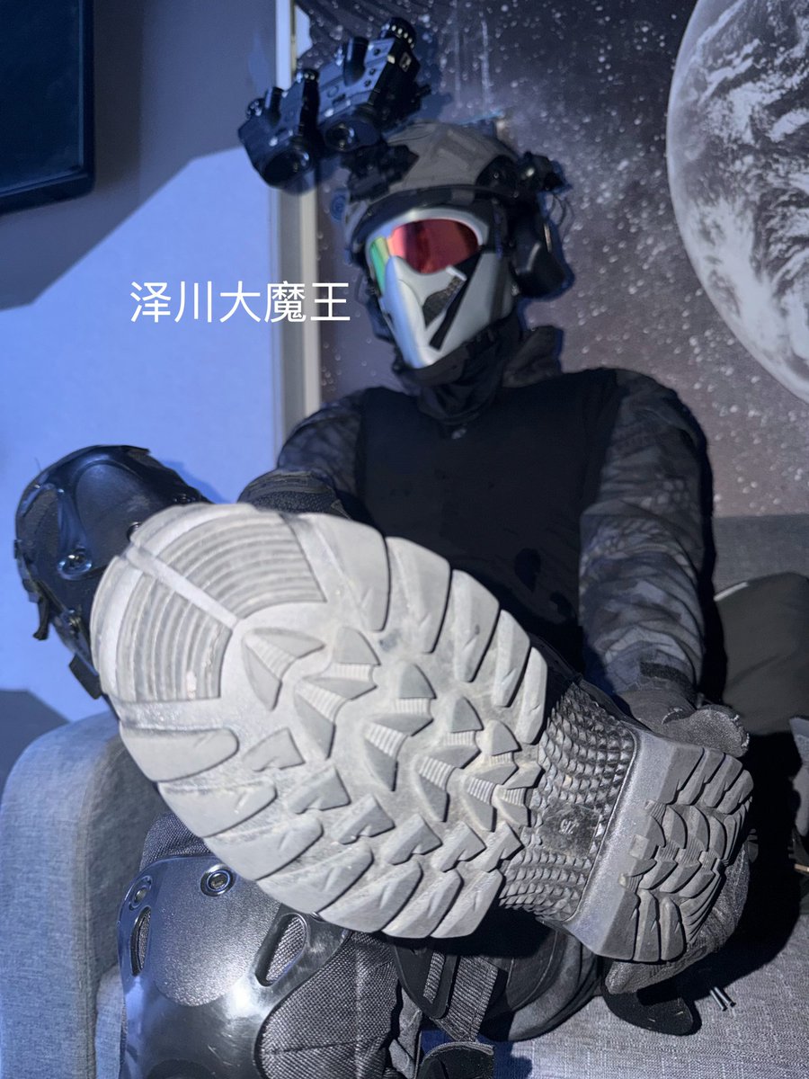MuhammadFa44029's tweet photo. 知道狗狗想要靠的更近一点，这次可以满足你，下次要守规矩哦。 https://t.co/q0fdUzxVgG