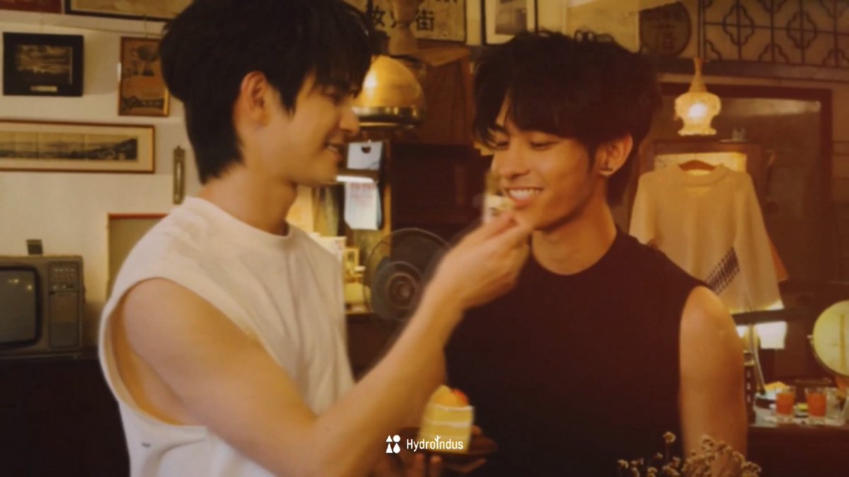 Lacuna1317's tweet photo. Noooo! 😭😭😭 insert SpongeBob ugly crying noises here 😭

#HeChangxi #HeYanzhao
#Xizhao https://t.co/f3agNXwc0o