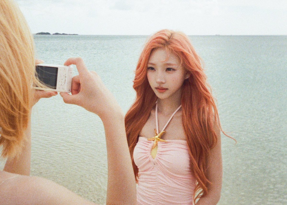 imikstella's tweet photo. ☁️ 𓏸⡙ The ocean breeze kept playing with my hair all day, with he soft pink top, my little starfish necklace, and the endless blue sea behind me made everything feel like a scene from a summer movie. I think this might be one of my favorite photos from Lemon Tang already. https://t.co/wH0AhXYSKu