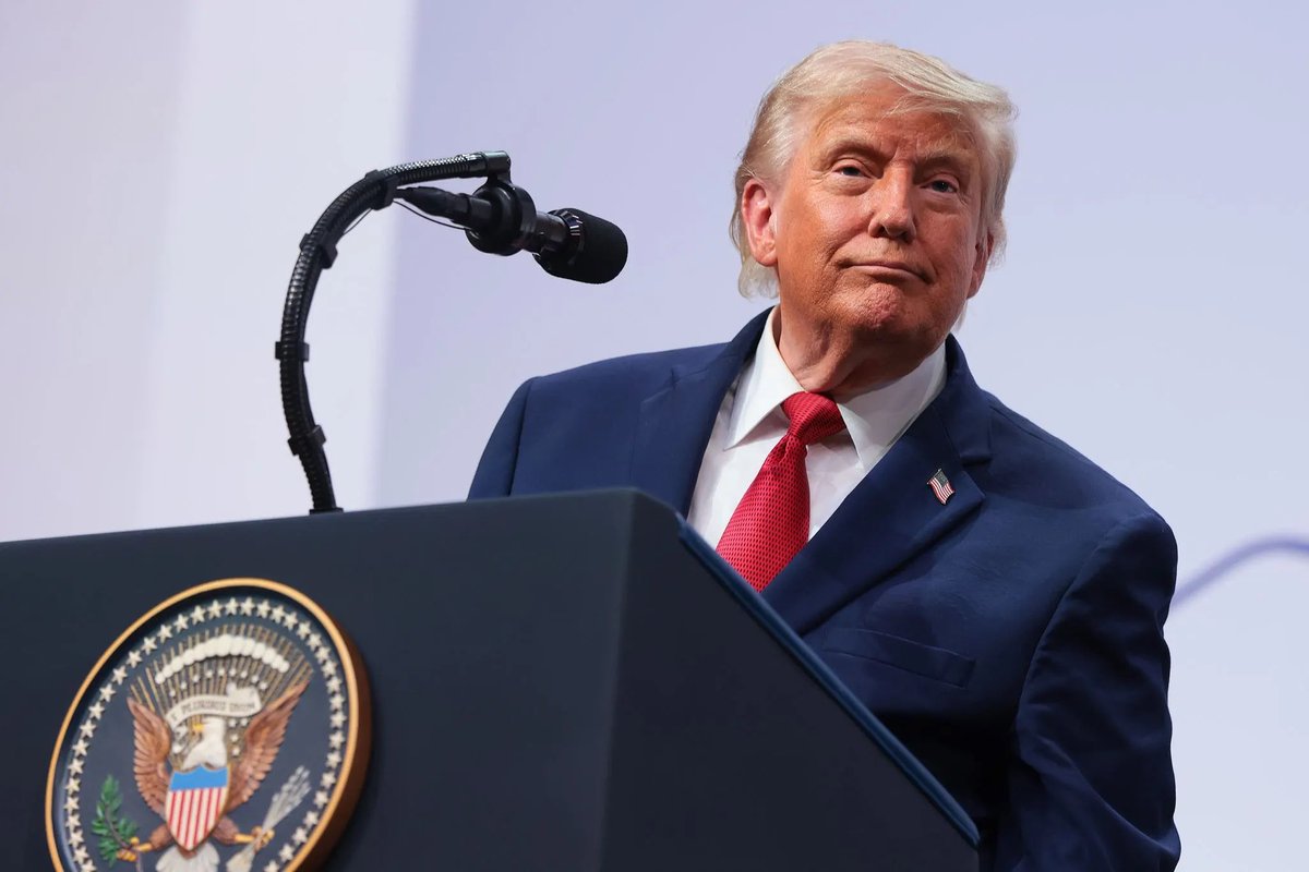 GatecrashX59348's tweet photo. 📈 $DELL just jumped 5% after President Trump urged investors to buy the stock!
Classic Donald Pump in action 🔥
Tech investors eating good today.
When Trump talks stocks, the market listens.
Who else is riding the Trump Trade wave?
$DELL #DonaldPump #Trump #Stocks https://t.co/6j5d6J4yGl
