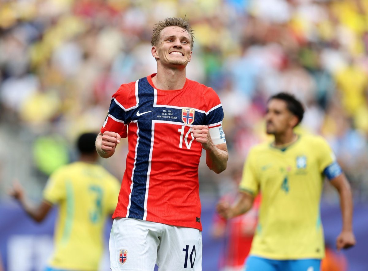 Mr_Gerrie01's tweet photo. People still think Martin Ødegaard is a No. 10.

Last night was another reminder that they're watching football with outdated eyes.

Against Brazil, Ødegaard didn't just create chances. He controlled the entire game.

Brazil wanted to press. They couldn't.

Every time they stepped up, Ødegaard dropped into space, received under pressure, turned away from danger, and found the next pass. Norway bypassed Brazil's press because their captain kept dictating where the ball—and the match—would go.

Meanwhile, Haaland punished Brazil with two ruthless finishes.

One destroyed them with goals.

The other destroyed them with control.

This is exactly why Ødegaard is at his best as a central midfielder, not as a pure No. 10.

As an 8, he influences every phase of play. He dictates the tempo, progresses possession, links defence to attack, and makes everyone around him better. Restricting him to the final third only limits his greatest weapon: his intelligence.

The "Ødegaard has lost form" narrative is dying before our eyes.

The real Ødegaard is back.

And when he controls games like this, Norway become a team capable of beating anyone.

Football isn't always won by the loudest player.

Sometimes it's won by the one who quietly owns every inch of the midfield.

Martin Ødegaard owned Brazil.