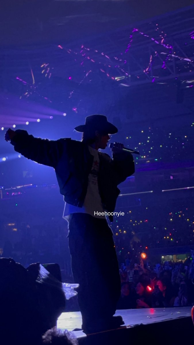 Lovingjaeyunie's tweet photo. All These cowboy hat pic's of jke🫣😵

#JAKE #제이크 https://t.co/qpKoZEFpWv