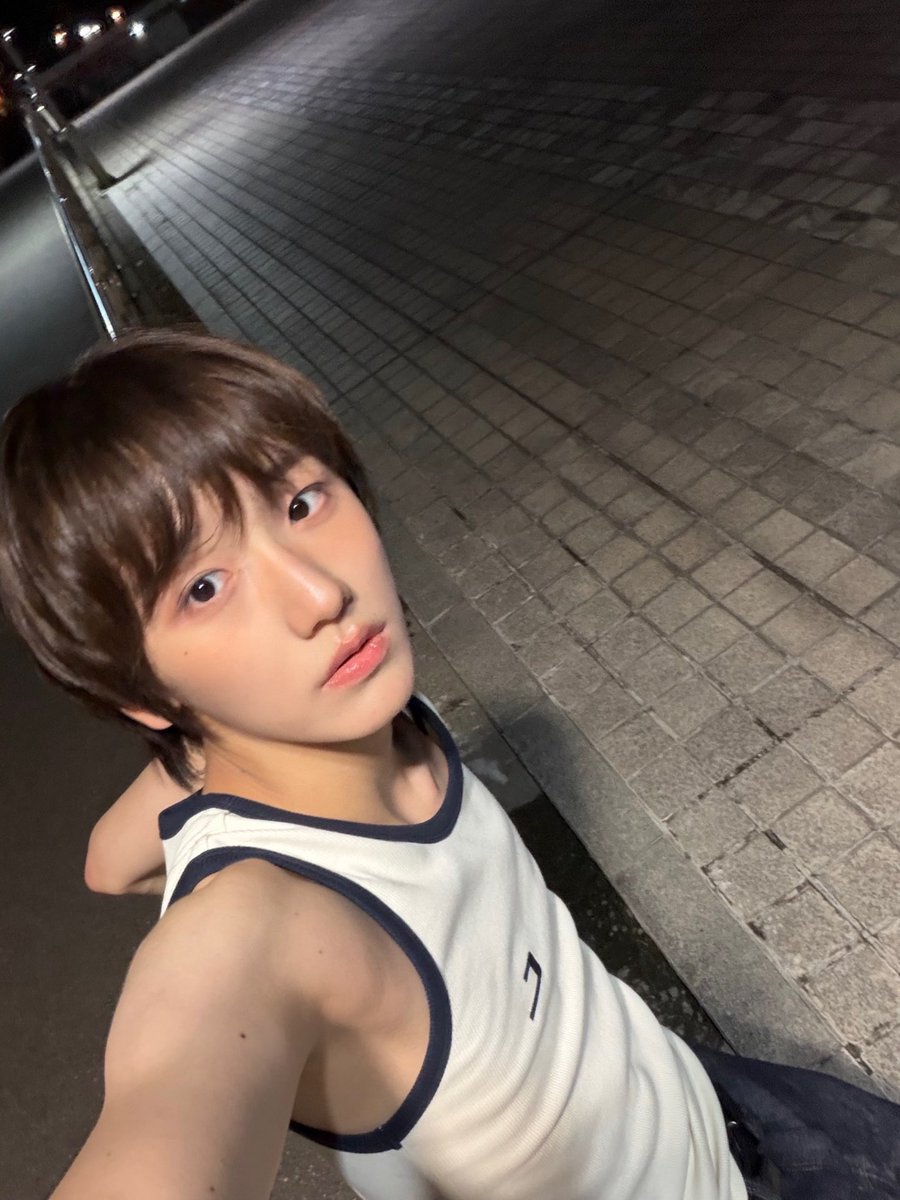 _ma1lang's tweet photo. 점 엄청 많음 😁😁 이정도로많은사람처음봄 완전좋다 https://t.co/3immgVOOZv