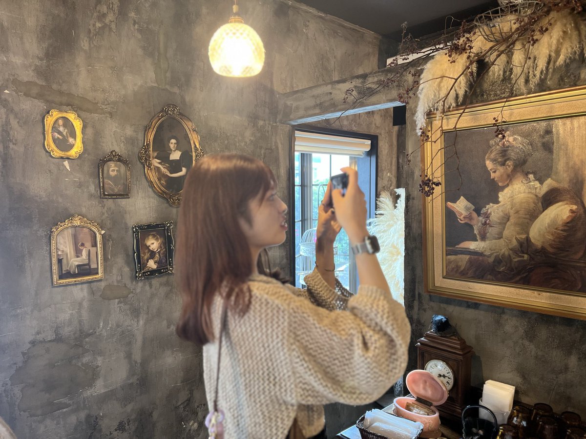 pumg_k_wizard's tweet photo. ずっと行きたかった仙台にある魔法すぎるパン屋さんに行ってきました！！

外装入り口から内装まで魔法すぎて「魔法ってすごい…」となってしまった。
パンもいくつか購入しましたが100点満点中100億点で大満足でした🥰 https://t.co/z1AU6MC5Xf