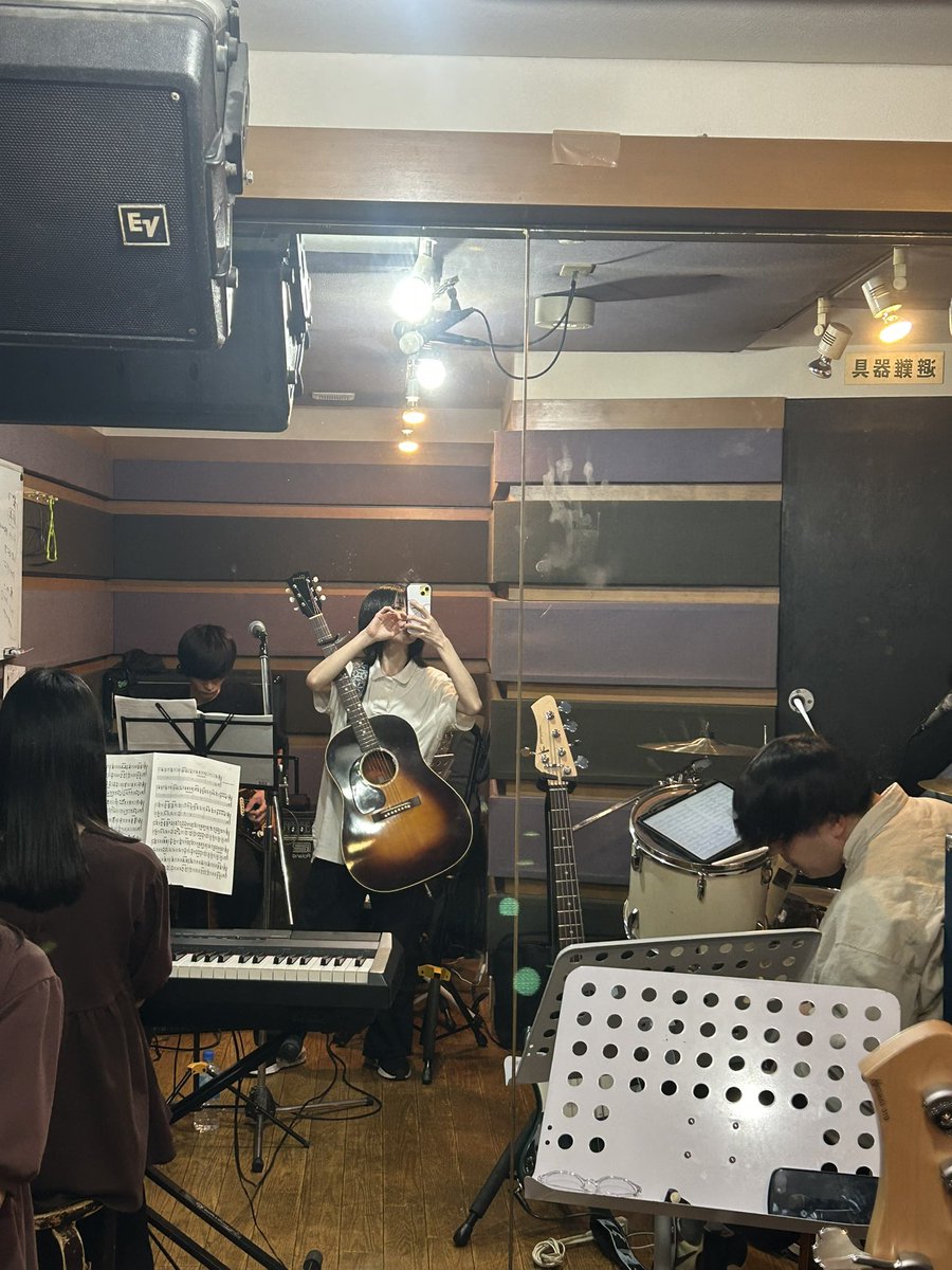 sisisisi_se's tweet photo. バンド��だった！ワクワクマシマシ https://t.co/S5QFTzGLOD