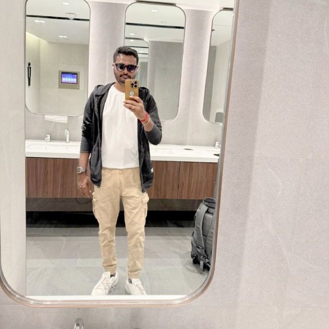 Tharshu_boy's tweet photo. @vj_kazahagam fake id la vanthu அபூஸ் பண்ற நீ 🤡

நீ ஒரு அப்பனுக்கு பொறந்தவனா இருந்தா உன் id ல வந்து என்கூட நேருக்கு நேர் பேசுடா பொட்ட @vj_kazahagam 🗣️💦 https://t.co/up6I3WZkSn
