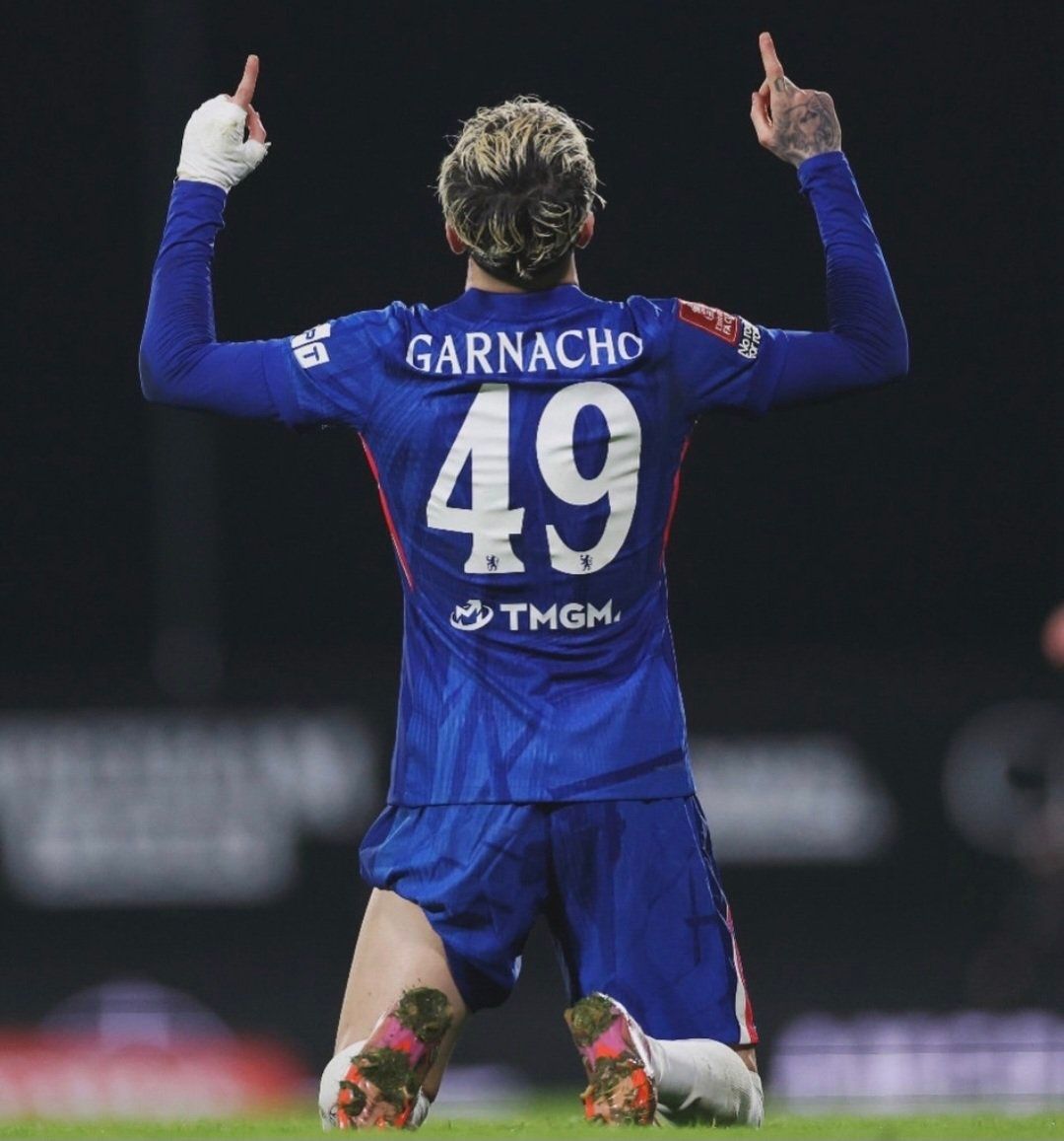 IbrahimSahko's tweet photo. #BREAKING: Chelsea will only consider a permanent exit for Alejandro Garnacho this summer. There have been reports of interest in a loan, but sources say Chelsea would only sanction a permanent transfer.

No club-to-club talks yet for 22yo winger.

(@BobbyVincentFL) #BlueCo #CFC https://t.co/WRpHge4ktN