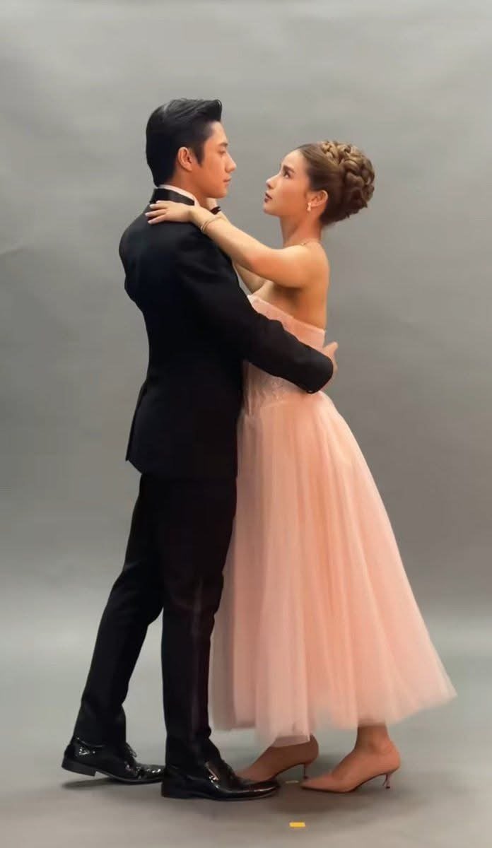 joomlalada's tweet photo. ลูกจันทน์สวยมาก  สวยเหมือนนางในนิยายเลย

SUNSET IN WINTER EP13

#เหมันต์ตะวันรอนEP13
#แจมรชตะ #วิววรรณรท https://t.co/GMfhpoHYE2