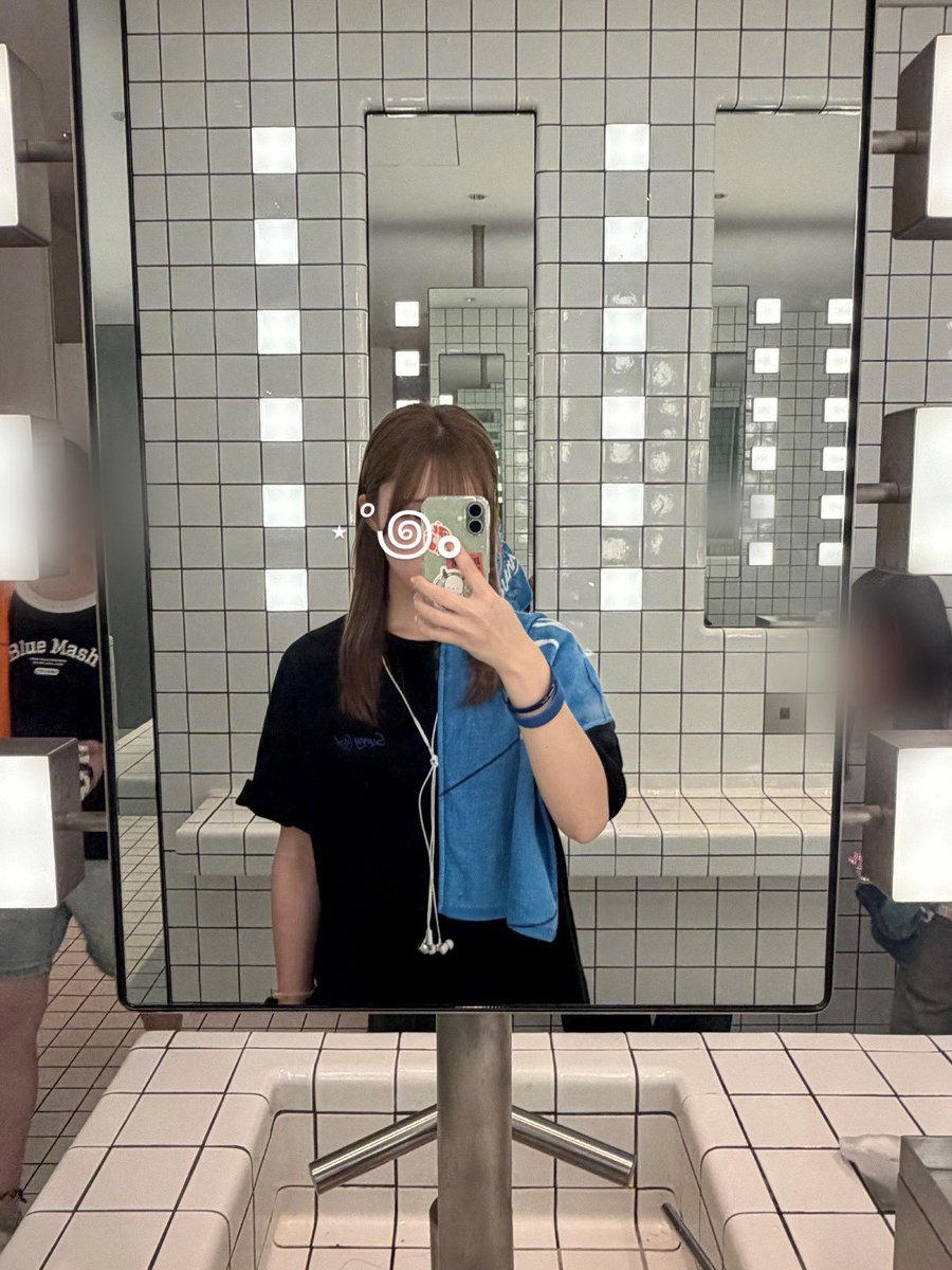 es4ax_'s tweet photo. 同じ時代に、生きててくれてありがとね https://t.co/vSBfEeOaMU