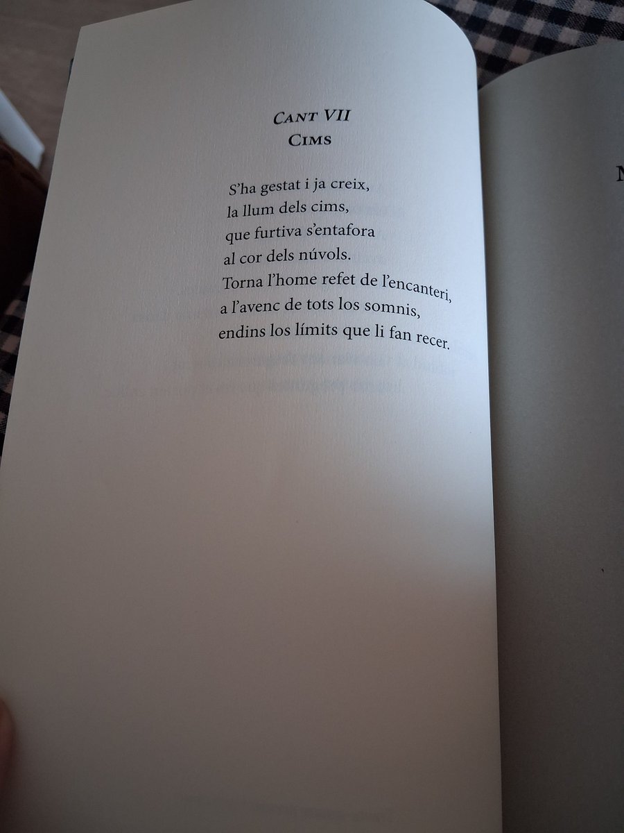 carmecruelles's tweet photo. Aiguatge i La mística dels màrgens a UN-I-VERS de Benifallet. Buits que sempre s'omplin amb traça i la bona companyia d'artistes com Anadon, Peirot, Gavaldà... https://t.co/qQBZ9aSxOv