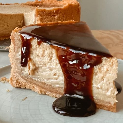 connorascake's tweet photo. Connor as beer glazed cheesecake https://t.co/CaJaQPJ98j