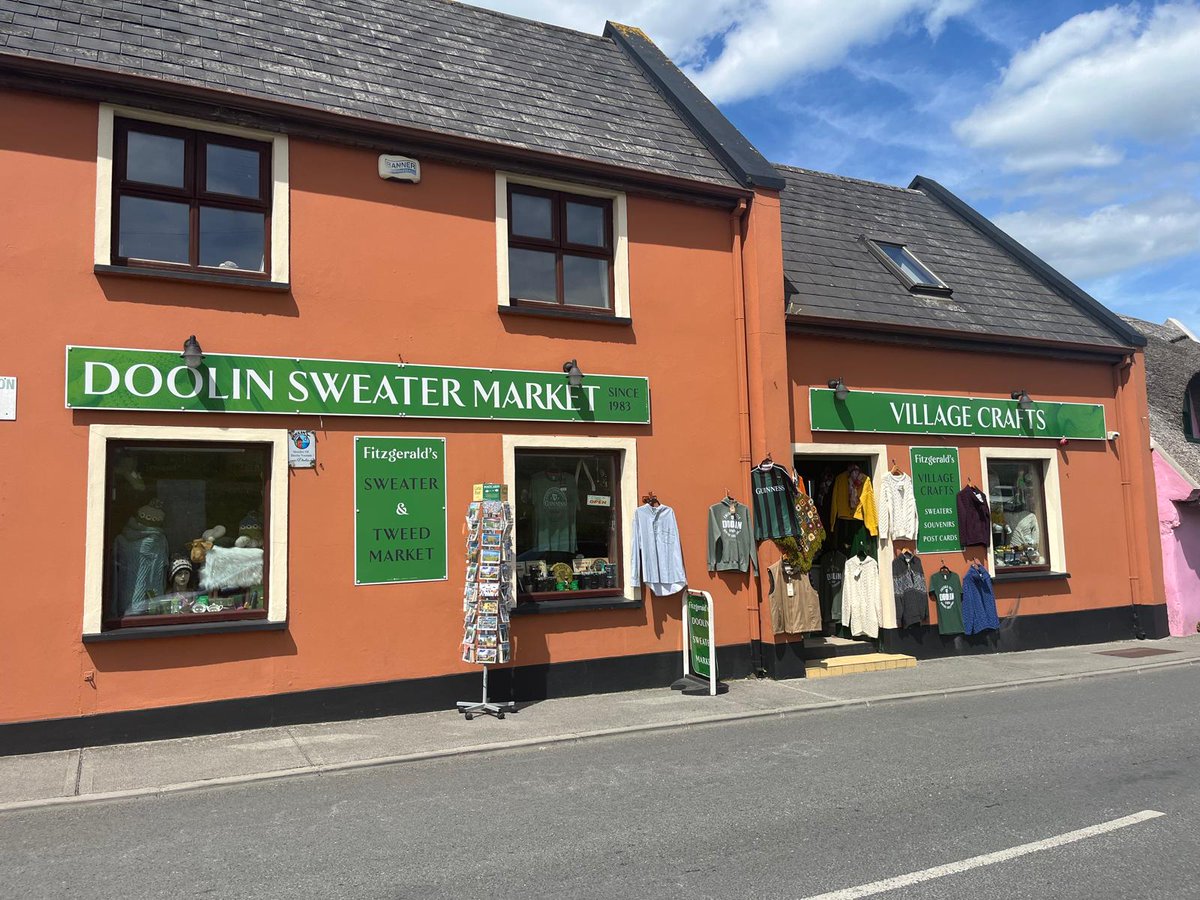 IloveDoolin's tweet photo. #MemberMonday  Village Crafts Shop 💚

A family-run business that's been welcoming visitors to Doolin for over 35 years, offering Irish knitwear, handmade gifts, Guinness merchandise and more.

Take a little piece of Doolin home with you!

Find out more: https://t.co/JexmbwSvvJ https://t.co/Lc0lK6KFYf